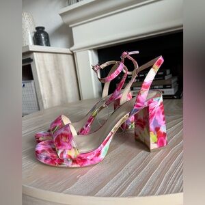 Jessica Simpson|Vibrant Floral Pink Chunky Platform Sandals/Heels,NWT Size 9.5